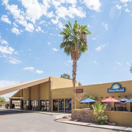 Days Hotel By Wyndham Peoria Glendale Area Εξωτερικό φωτογραφία
