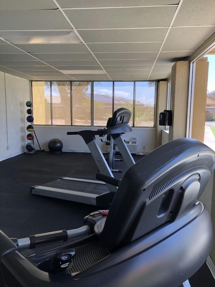 Days Hotel By Wyndham Peoria Glendale Area Εξωτερικό φωτογραφία