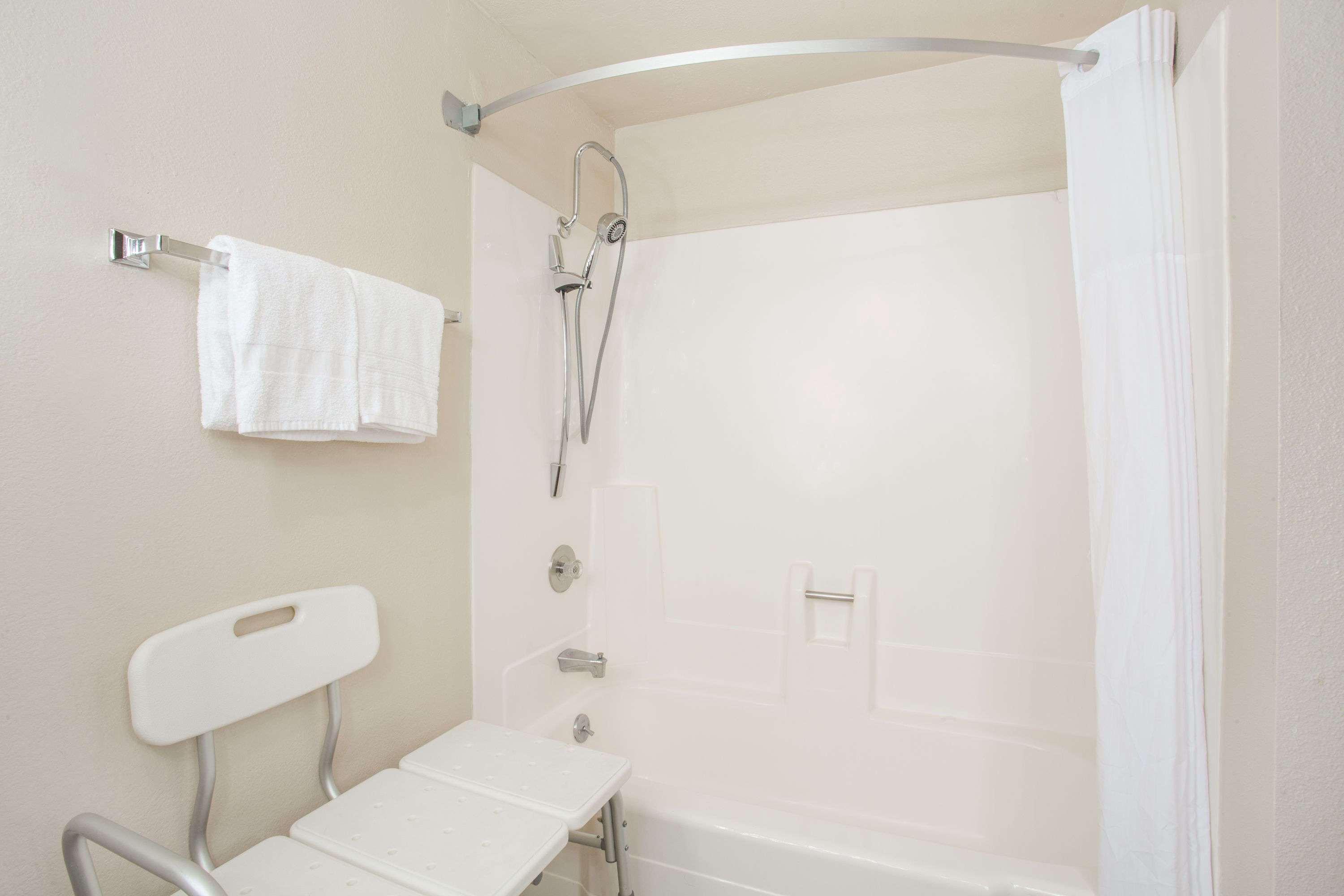 Days Hotel By Wyndham Peoria Glendale Area Εξωτερικό φωτογραφία