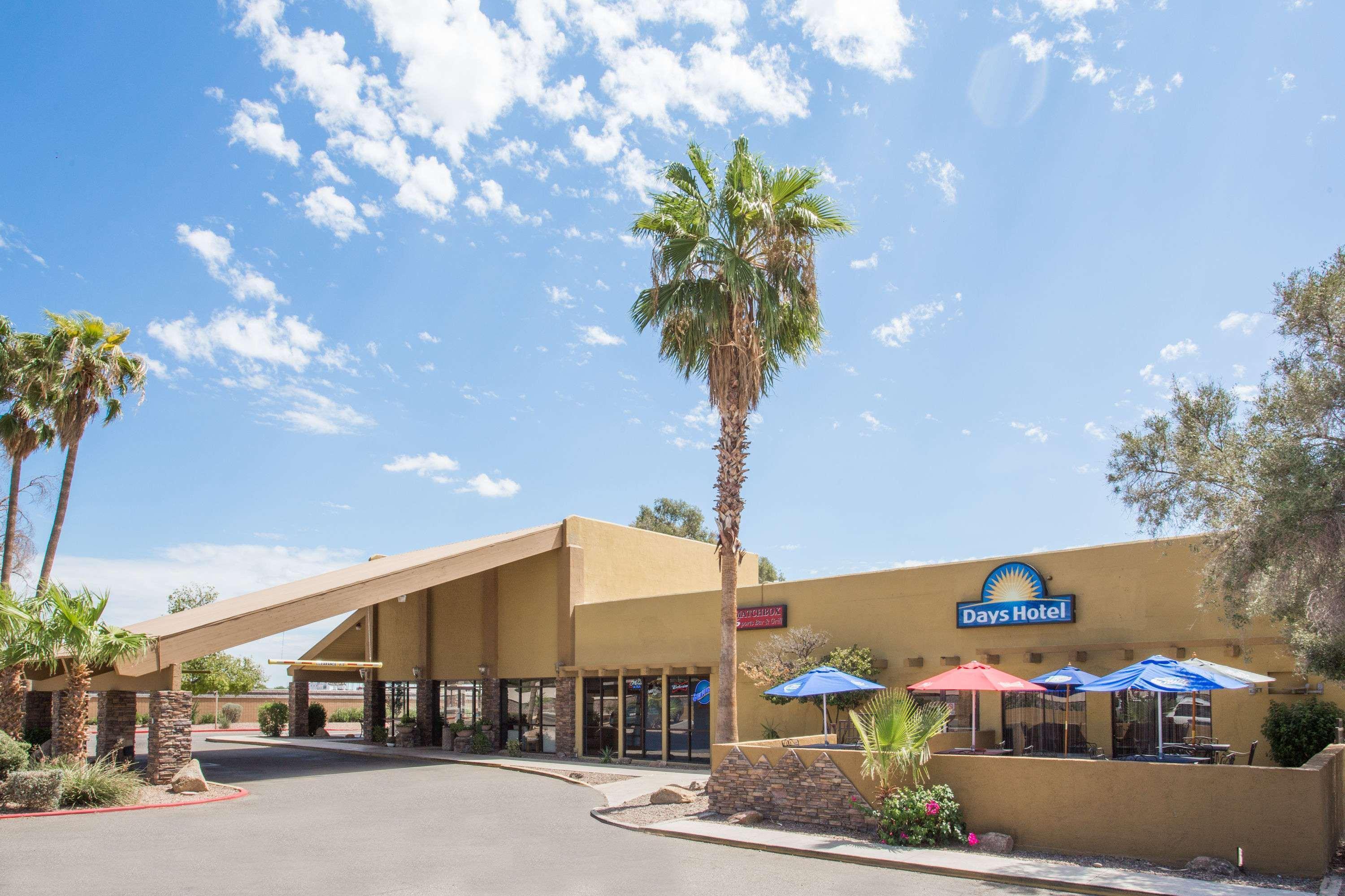Days Hotel By Wyndham Peoria Glendale Area Εξωτερικό φωτογραφία