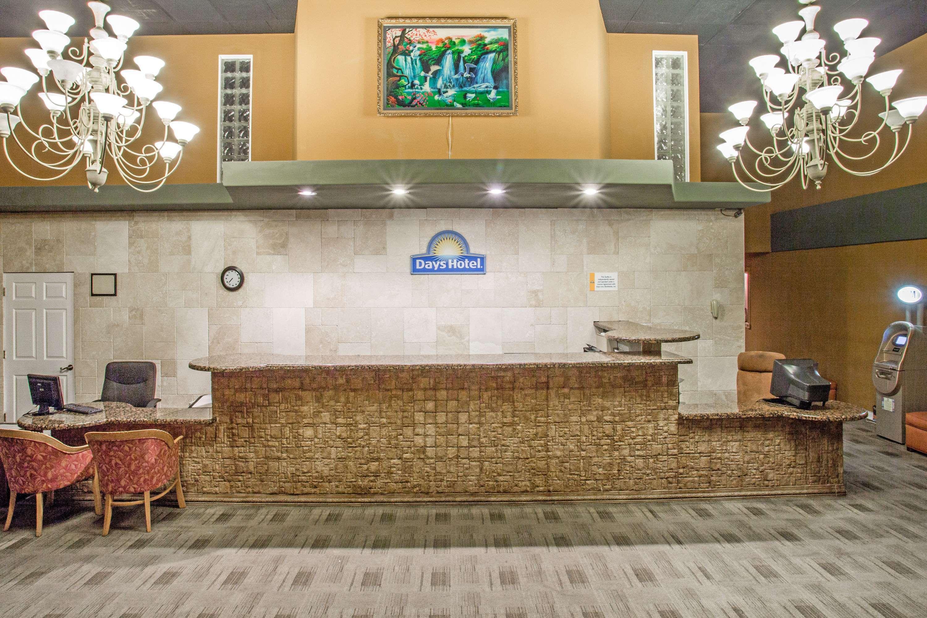 Days Hotel By Wyndham Peoria Glendale Area Εξωτερικό φωτογραφία